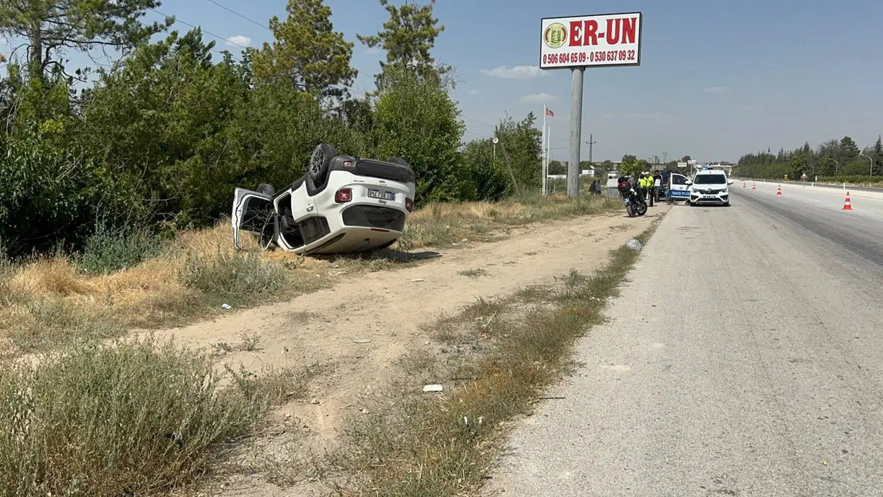Tirin patlayan lastigi kazaya neden oldu 3u cocuk 8 yarali JYVyepR7