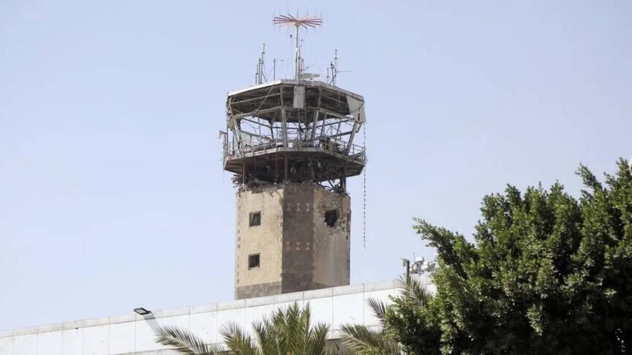 Yemende tansiyon yukseldi iran ucagini durdurmak icin havalimani hedef alindi dcqhgZvK
